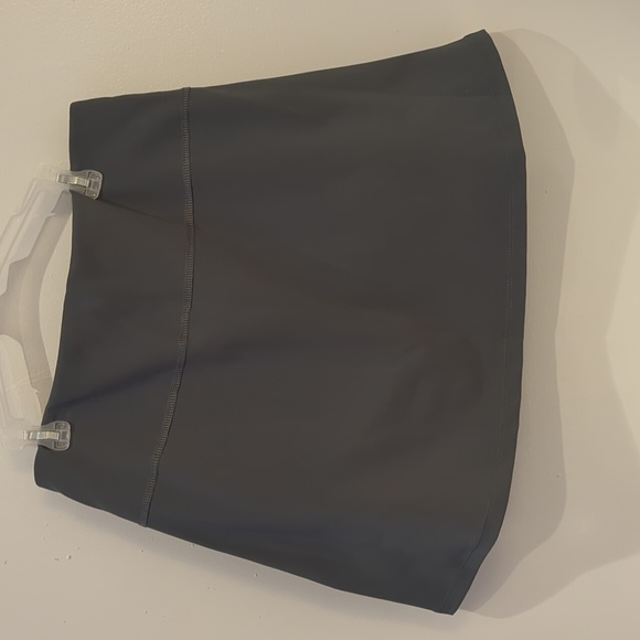 Zobha athletic skort skirt with shorts, flare, sage green, S - Picture 6 of 6